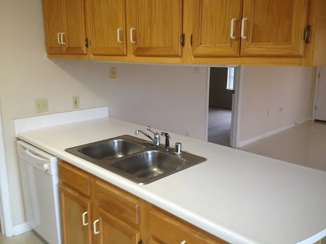2823 College Ave #2 — Photo 7