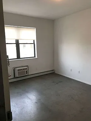 Rented by Flatiron Real Estate Advisors LLC | media 5