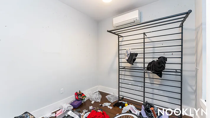 Rented by Nooklyn NYC LLC | media 40