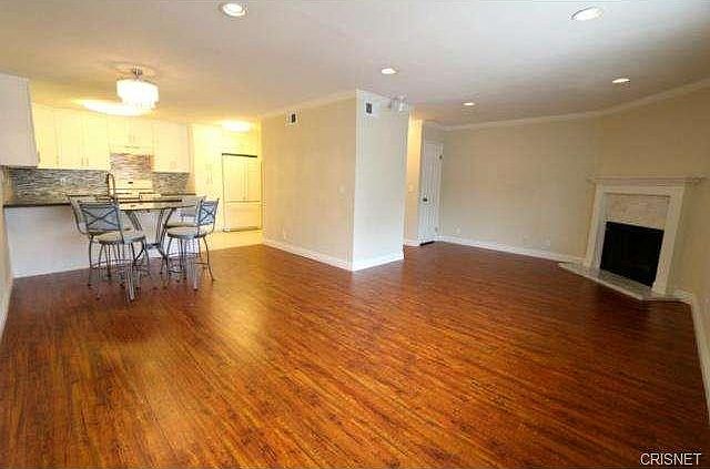 1st image of 4189 Vineland Unit 120