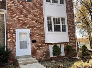 6901 Woodstream Ln, Lanham, MD 20706