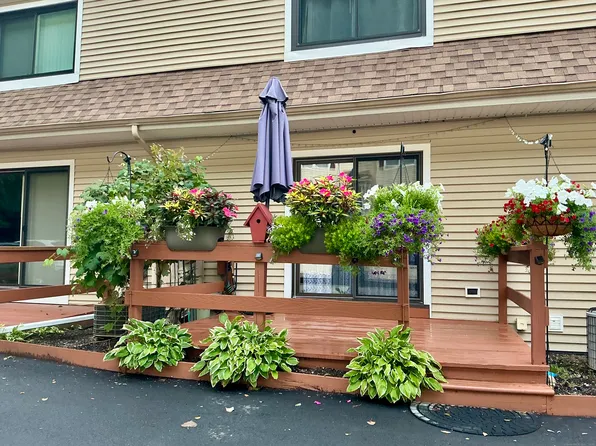 233 Derby Avenue #312, Derby, CT 06418