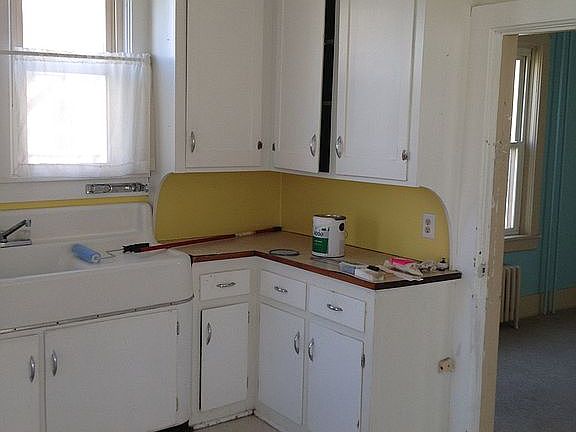 Kitchen - tall cabinets