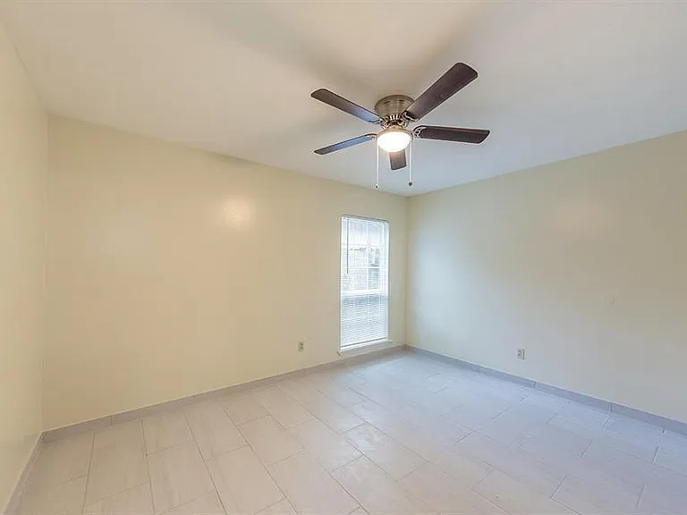 49 Blue Fox Rd — Photo 12