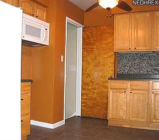 3rd image of 5279 Mardale Ave