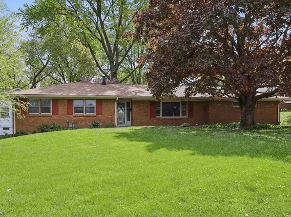 2521 Jersey Ridge Rd, Davenport, IA 52803