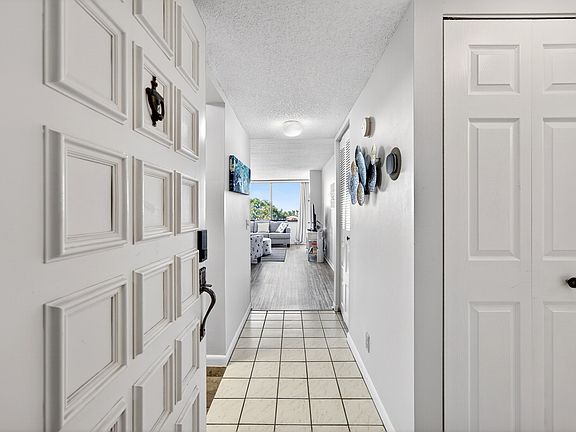 2nd image of 6218 Palma Del Mar Blvd S APT 405