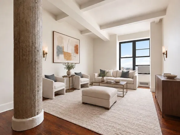 250 Mercer St APT B1502, New York, NY 10012
