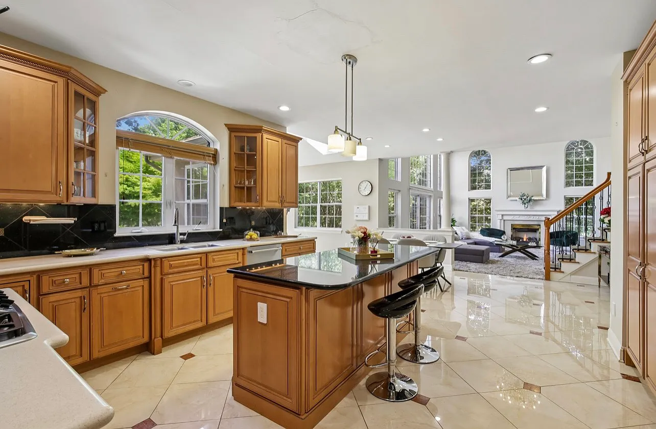 Valley Wood Dr, Somerset — Photo 4