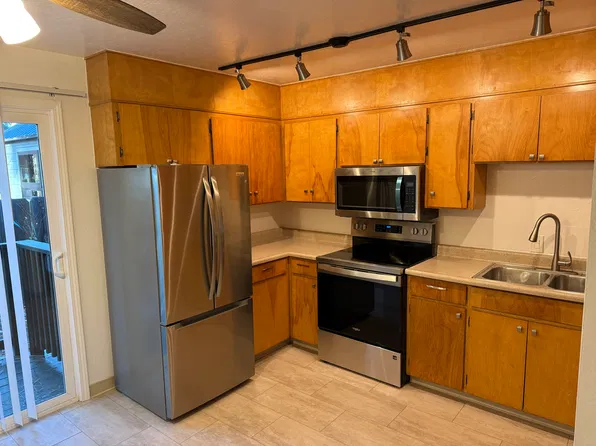 1135 Omalley Dr, South Lake Tahoe, CA 96150