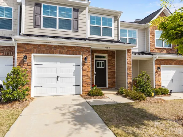 3950 Rothwood Ln, Harrisburg, NC 28075