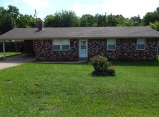 307 Smalley St, Berryville, AR 72616