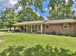 2809 Ralph Rd, Boonville, NC 27011