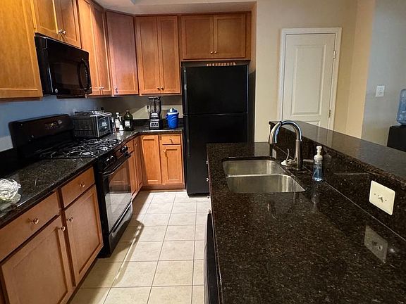 3rd image of 1814 Poolside Ln #34A