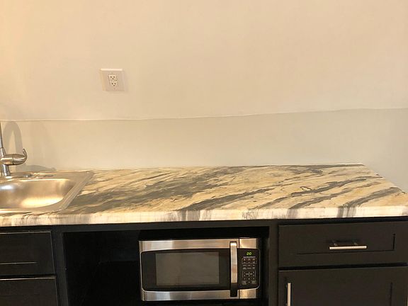 2nd image of 197 Virginia St #4D