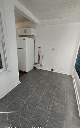 3rd image of 58 Wood St #58