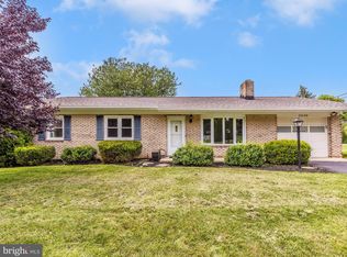 22128 Pikeside Dr, Smithsburg, MD