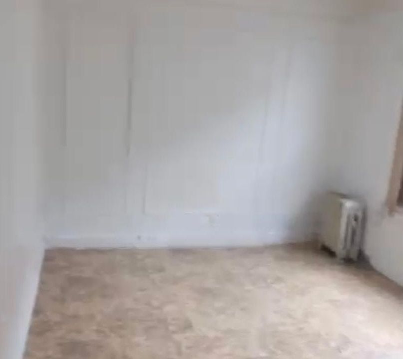 2nd image of 1314 W Farms Rd #2B