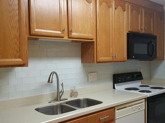 5th image of 601 Hibiscus Ave APT 11