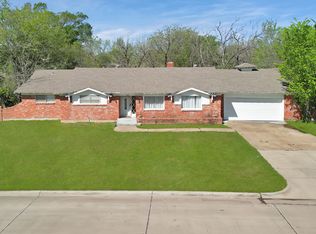 5009 Strummer Dr, North Richland Hills, TX 76180