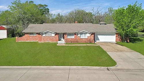 5009 Strummer Dr Photo 1