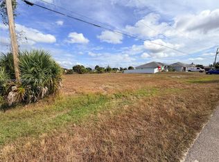 NE 12th Pl, Cape Coral, FL 33909