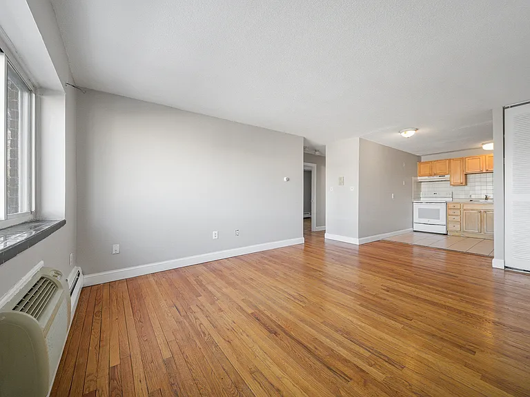 239 Kelton St #41 — Photo 7