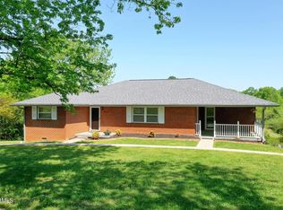 2563 Sevierville Rd, Maryville, TN 37804