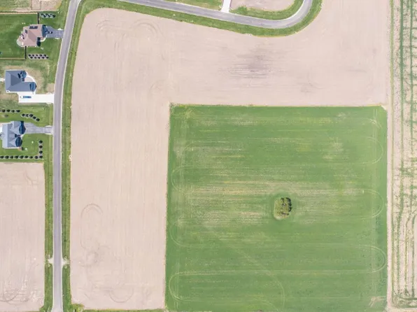 4472 E 2979th Rd, Newark, IL 60541