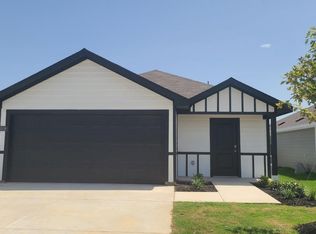 5509 Rollins Dr, Denton, TX 76249