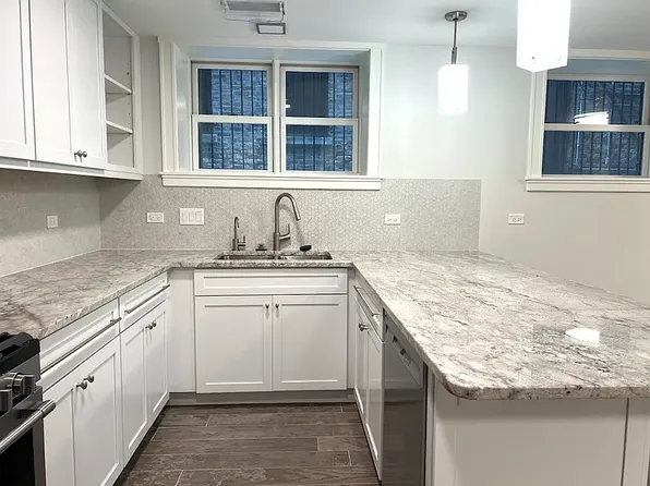 544 W Wellington Ave #Ge, Chicago, IL 60657