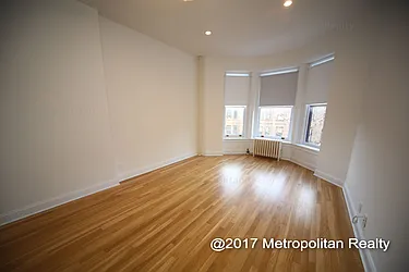 Rented by Metropolitan Realty