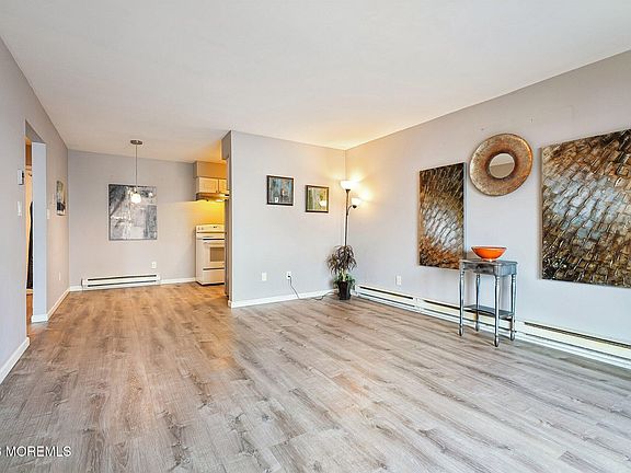 5th image of 300 7th Avenue #5