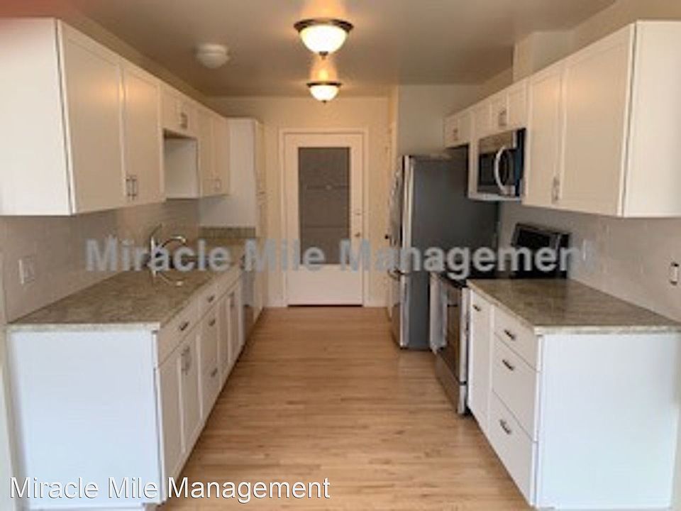 1st image of 19 Ross Ave #7