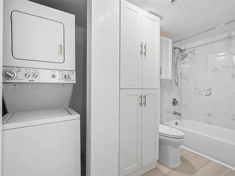 280 SW 20th Rd #504 — Photo 26