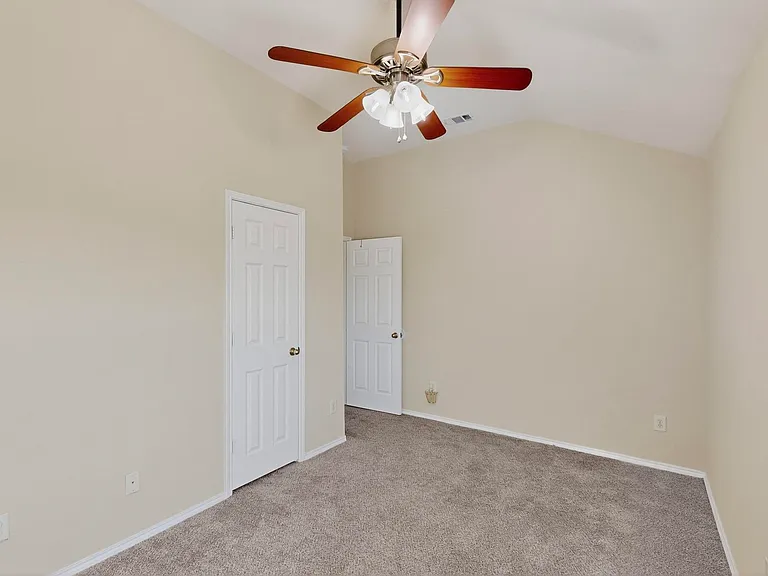 9906 Gessner Dr — Photo 25