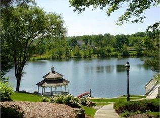 26 Kingsbrook Ct, Mendham, NJ 07945