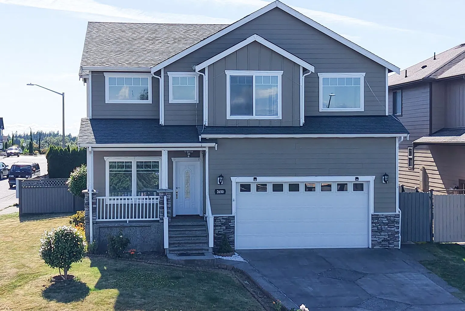 Spacious 4BR/2.5BA Ferndale Home with EV Charger — Photo 1
