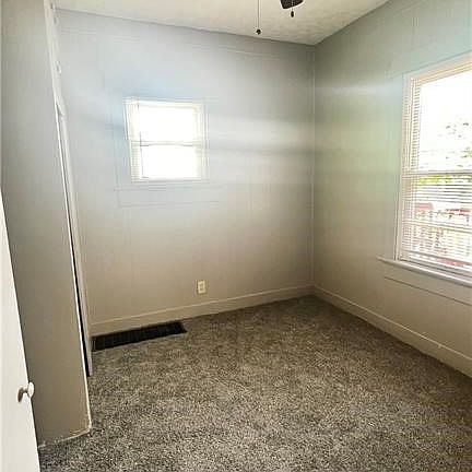 4th image of 534 Sheridan Ave
