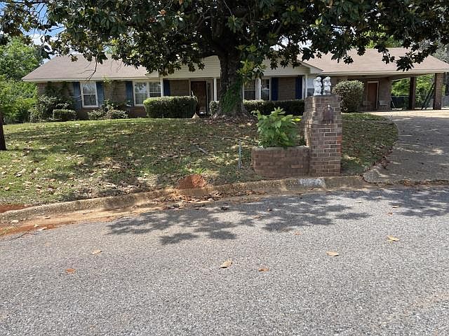 1st image of 5274 2nd Ave E