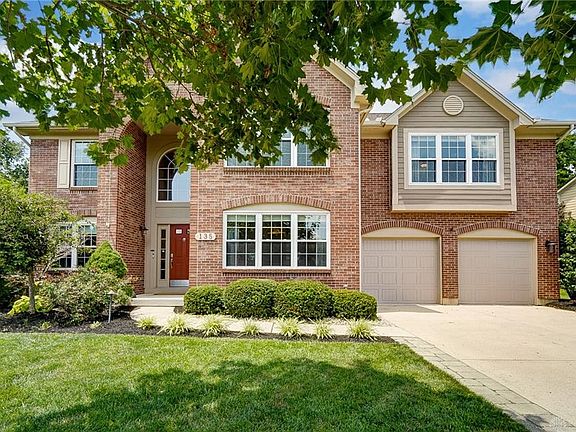 2nd image of 135 Woodstream Dr