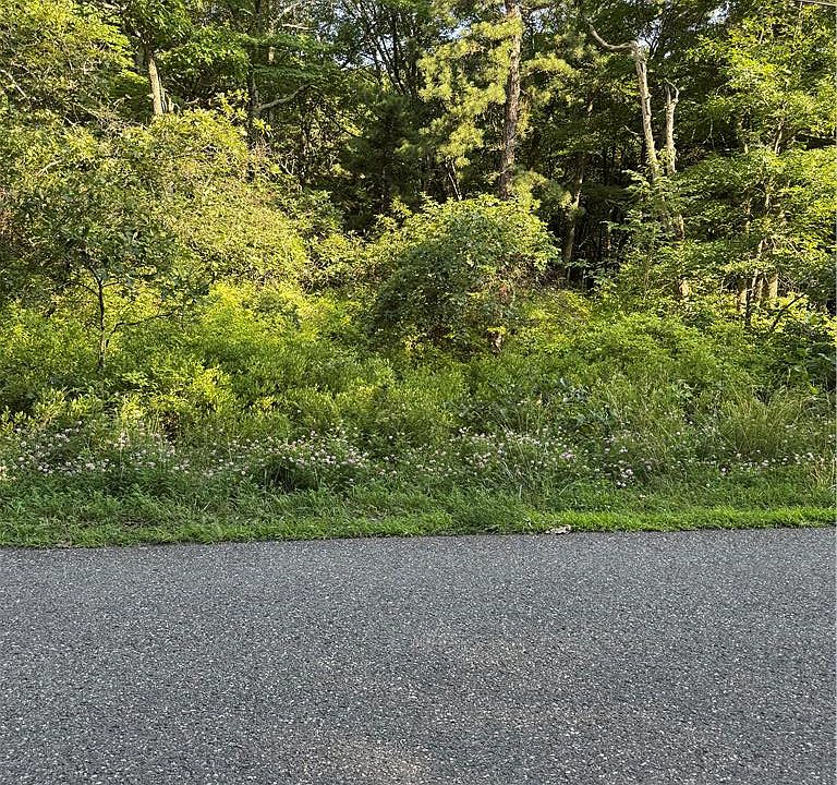 1st image of 369 Robertson Rd
