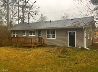 2 Pinelea Dr, Newnan, GA 30263