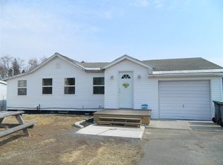 30 Genesee Ave, Rensselaer, NY 12144