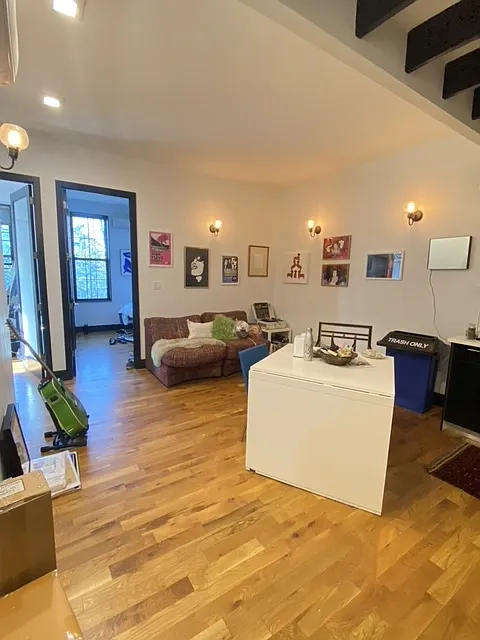 Building Photo - 59 Ten Eyck St #2R