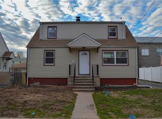 71 S Whittier St, Carteret, NJ