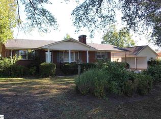 374 Flatwood Rd, Spartanburg, SC 29303