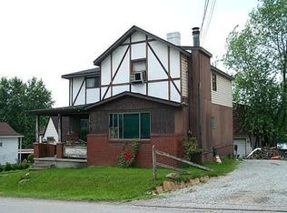 1119 Connellsville Rd, Fayette City, PA 15438