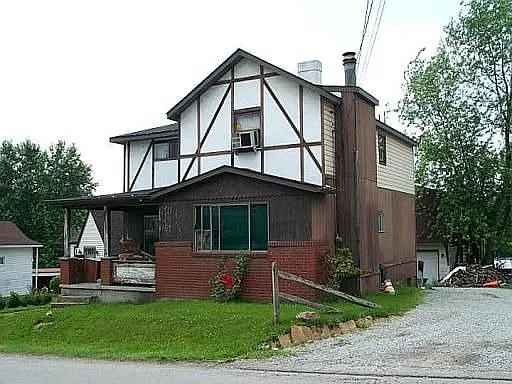 1119 Connellsville Rd photo 1