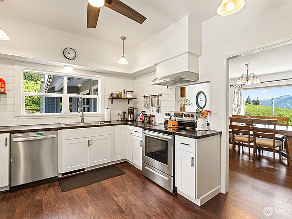 5th image of 9753 Nibbelink Road